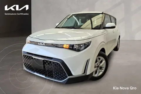 Kia Soul LX usado (2023) color Blanco precio $292,000