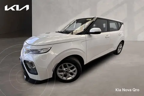 Kia Soul LX usado (2021) color Blanco financiado en mensualidades(enganche $76,028 mensualidades desde $6,526)