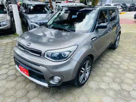 Kia Soul EX Pack Aut Fifa Edition usado (2019) color Plata precio $227,000