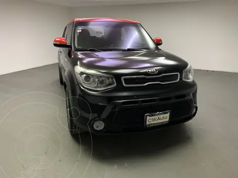 Kia Soul EX Aut usado (2016) color Negro precio $250,000