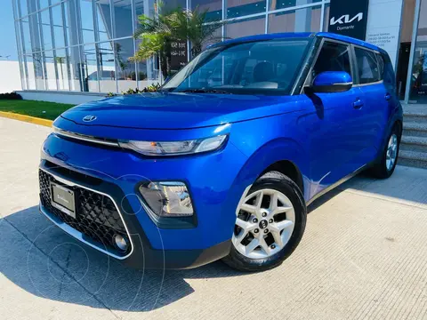 Kia Soul LX usado (2021) color Azul financiado en mensualidades(enganche $57,200 mensualidades desde $6,957)