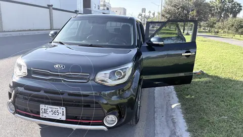 Kia Soul SX Aut usado (2018) color Azul Profundo precio $280,000
