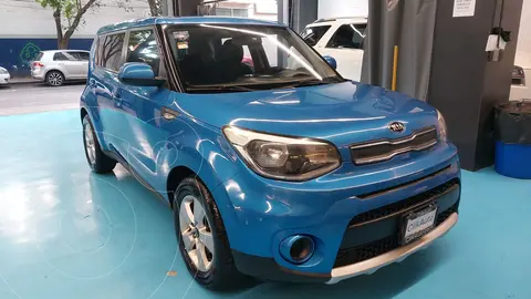 Kia Soul LX Aut usado (2018) color Negro precio $240,000