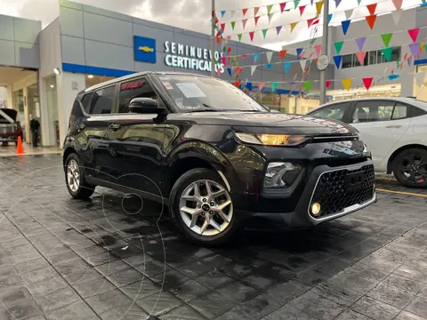 Kia Soul LX usado (2020) color Negro precio $283,000