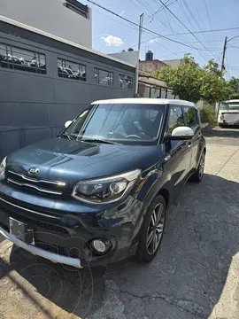 Kia Soul EX Aut usado (2018) color Azul Profundo precio $242,500
