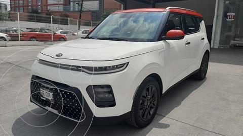 Kia Soul EX Aut usado (2021) color Blanco Nieve precio $370,000