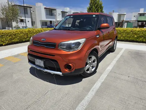 Kia Soul LX Aut usado (2017) color Naranja precio $165,000