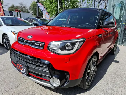 Kia Soul SX Aut usado (2017) color Rojo precio $265,000