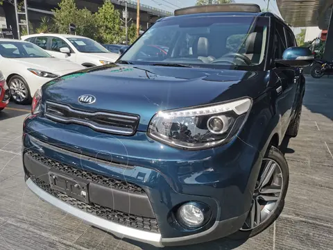 foto Kia Soul EX Pack Aut usado (2018) color Azul precio $330,000