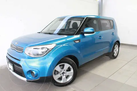 foto Kia Soul LX usado (2018) color Azul precio $285,000
