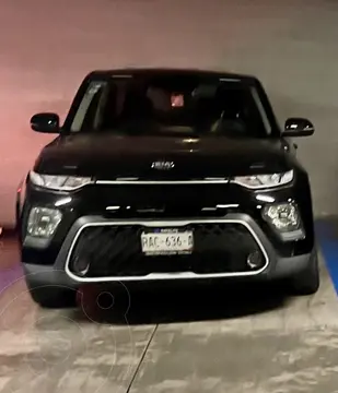 Kia Soul LX usado (2020) color Negro precio $205,000