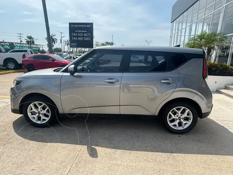 Kia Soul GT Line usado (2024) color Gris financiado en mensualidades(enganche $87,098 mensualidades desde $10,594)