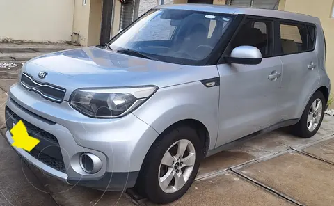 Kia Soul LX Aut usado (2017) color Plata Electrico precio $185,000