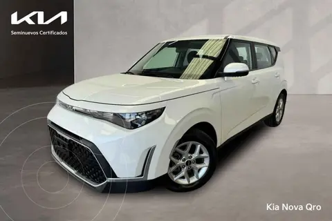 Kia Soul LX Aut usado (2023) color Blanco precio $320,000