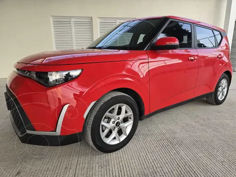 Kia Soul LX Aut usado (2023) color Rojo precio $340,000