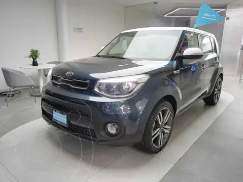 Kia Soul EX Aut usado (2017) color Azul precio $220,000