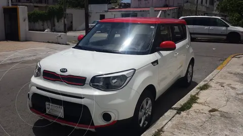 Kia Soul LX usado (2018) color Blanco precio $220,000