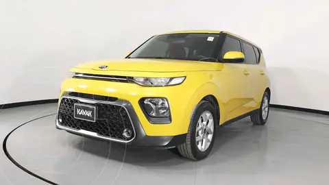 foto Kia Soul LX Aut usado (2020) color Negro precio $332,999