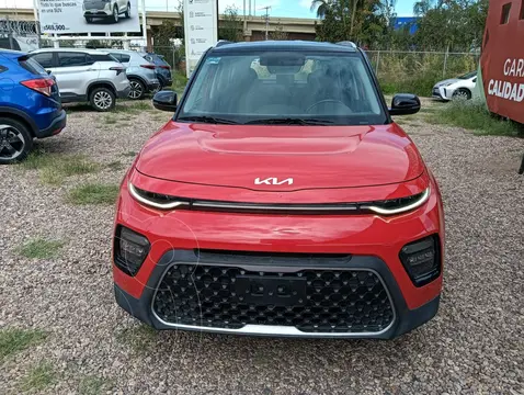 Kia Soul EX Aut usado (2022) color Rojo precio $330,000