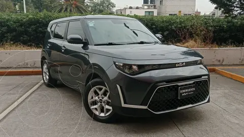 Kia Soul LX Aut usado (2023) color Gris precio $319,800