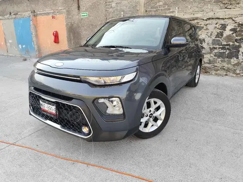 Kia Soul LX usado (2020) color Gris financiado en mensualidades(enganche $53,900 mensualidades desde $6,238)