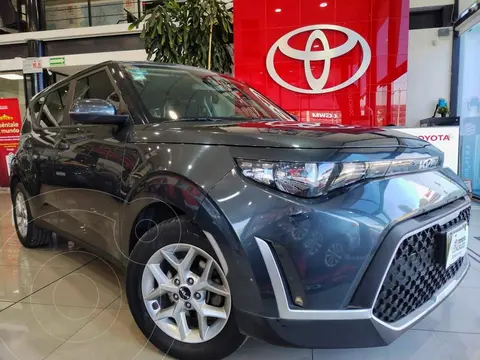 Kia Soul LX Aut usado (2023) color Gris Oscuro financiado en mensualidades(enganche $130,834 mensualidades desde $5,621)