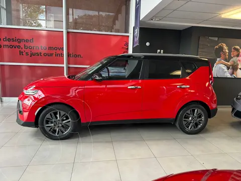 Kia Soul EX Aut usado (2022) color Rojo precio $380,000