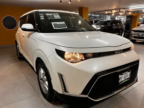 Kia Soul LX Aut usado (2023) color Blanco precio $319,000