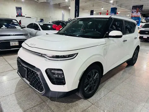 Kia Soul EX Aut usado (2022) color Blanco precio $314,000