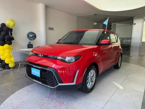Kia Soul LX Aut usado (2023) color Rojo financiado en mensualidades(enganche $63,914 mensualidades desde $6,785)