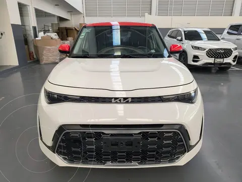 Kia Soul GT Line usado (2023) color Blanco precio $335,000