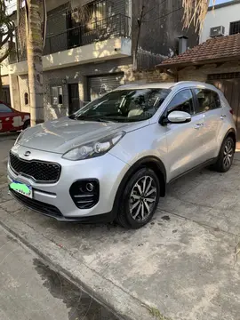 KIA Sportage 2.2 DSL usado (2017) color Bronce precio u$s20.000