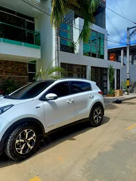 KIA Sportage Vibrant 4x4 Aut usado (2021) color Blanco precio $110.000.000