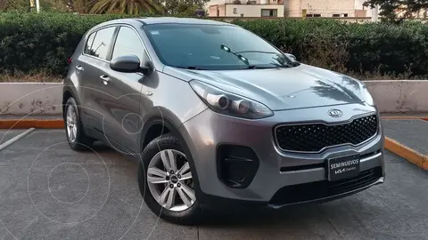 Kia Sportage LX 2.0L usado (2018) color Gris Oscuro precio $259,800