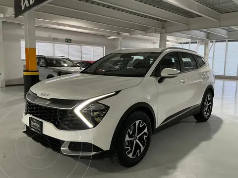 Kia Sportage EX usado (2023) color Blanco Nieve Perla precio $440,000
