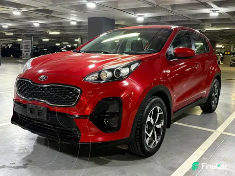 Kia Sportage LX 2.0L usado (2020) color Rojo precio $347,000