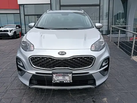 Kia Sportage EX 2.0L usado (2021) color plateado precio $350,000