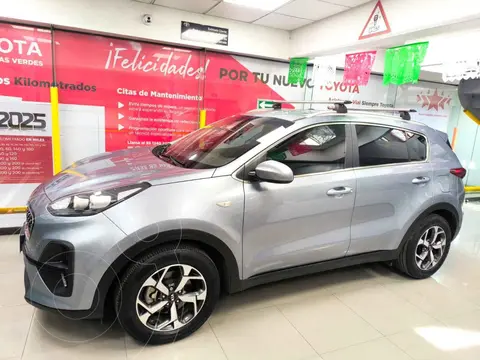 Kia Sportage 2.0L LX usado (2022) color Plata financiado en mensualidades(enganche $87,802 mensualidades desde $8,662)