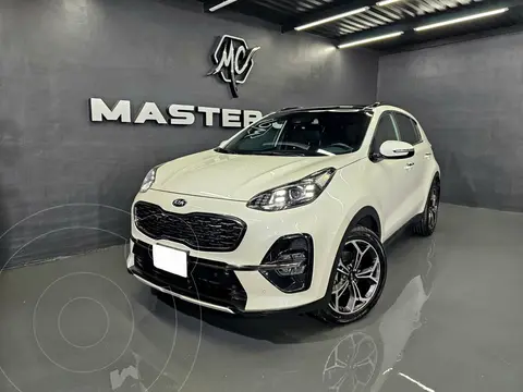 Kia Sportage LX 2.0L usado (2021) color Beige precio $399,000