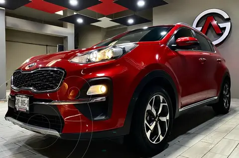Kia Sportage EX usado (2022) color Rojo precio $379,000