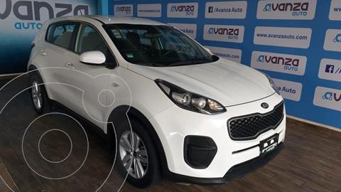 Kia Sportage LX 2.0L Aut usado (2017) color Blanco financiado en mensualidades(enganche $111,430 mensualidades desde $12,163)