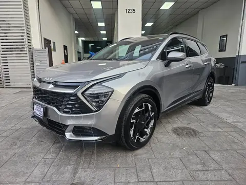 Kia Sportage SXL usado (2023) color Plata financiado en mensualidades(enganche $108,000 mensualidades desde $15,584)