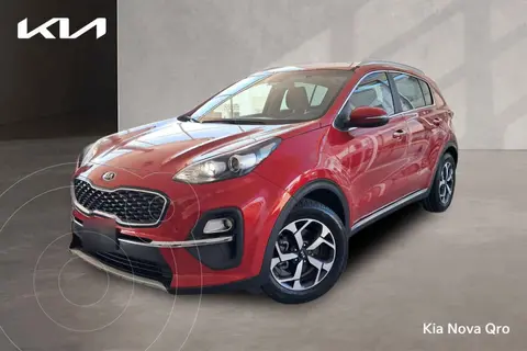Kia Sportage 2.0L EX usado (2022) color Rojo precio $360,000