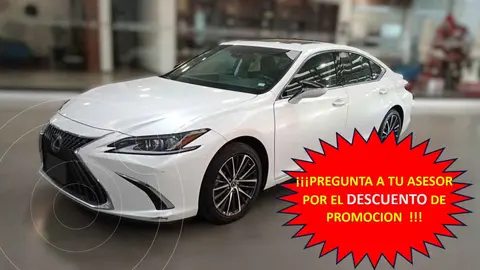 Lexus ES Hybrid 300 HV usado (2022) color Blanco precio $729,900