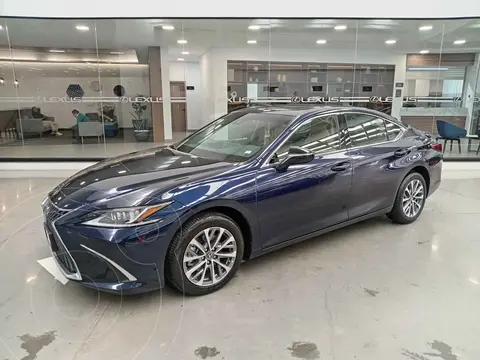 Lexus ES 250 usado (2023) color Azul financiado en mensualidades(enganche $277,125 mensualidades desde $12,587)