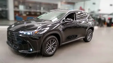 Lexus NX 250 usado (2023) color Negro financiado en mensualidades(enganche $295,563 mensualidades desde $13,425)