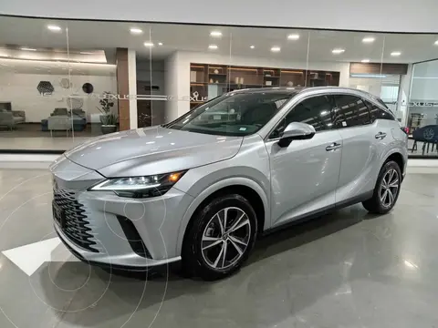 Lexus RX 350 usado (2023) color Plata financiado en mensualidades(enganche $399,799 mensualidades desde $18,159)