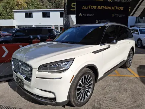 Lincoln Aviator 3.0L usado (2023) color Blanco Platinado financiado en mensualidades(enganche $220,000 mensualidades desde $26,160)