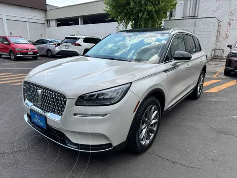Lincoln Corsair 2.0L Reserve usado (2022) color Crema precio $570,000