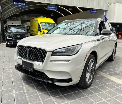Lincoln Corsair 2.5L Grand Touring usado (2022) color Blanco financiado en mensualidades(enganche $121,000 mensualidades desde $13,584)